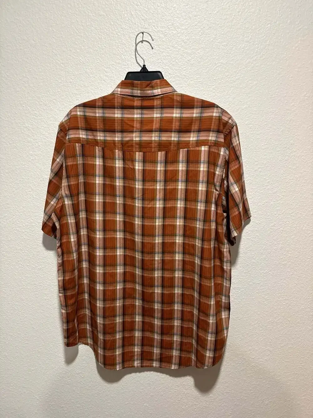 Courage Clothing Co. Men's Short Sleeve Plaid Button Down Shirt with Epaulettes - Picture 4 of 4